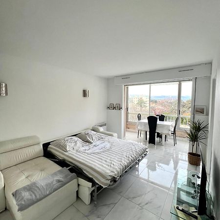 Studio 4 Couchages A 12 Min De La Plage A Pied Avec Wifi, Le Parking Est En Option أنتيب المظهر الخارجي الصورة
