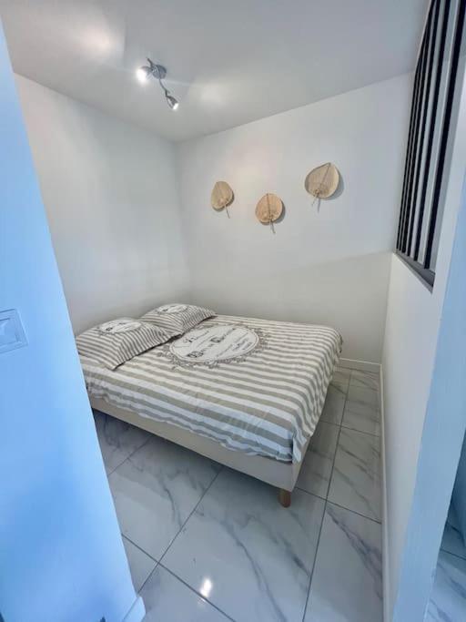 Studio 4 Couchages A 12 Min De La Plage A Pied Avec Wifi, Le Parking Est En Option أنتيب المظهر الخارجي الصورة